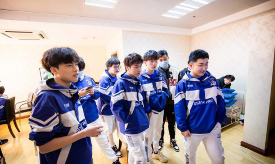 美军陆战队实弹训练意外事件引发关注